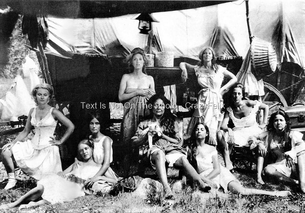 Klondike Brothel Girls Old Madam Wild West Soiled Doves Hooker 1890s Photo E022