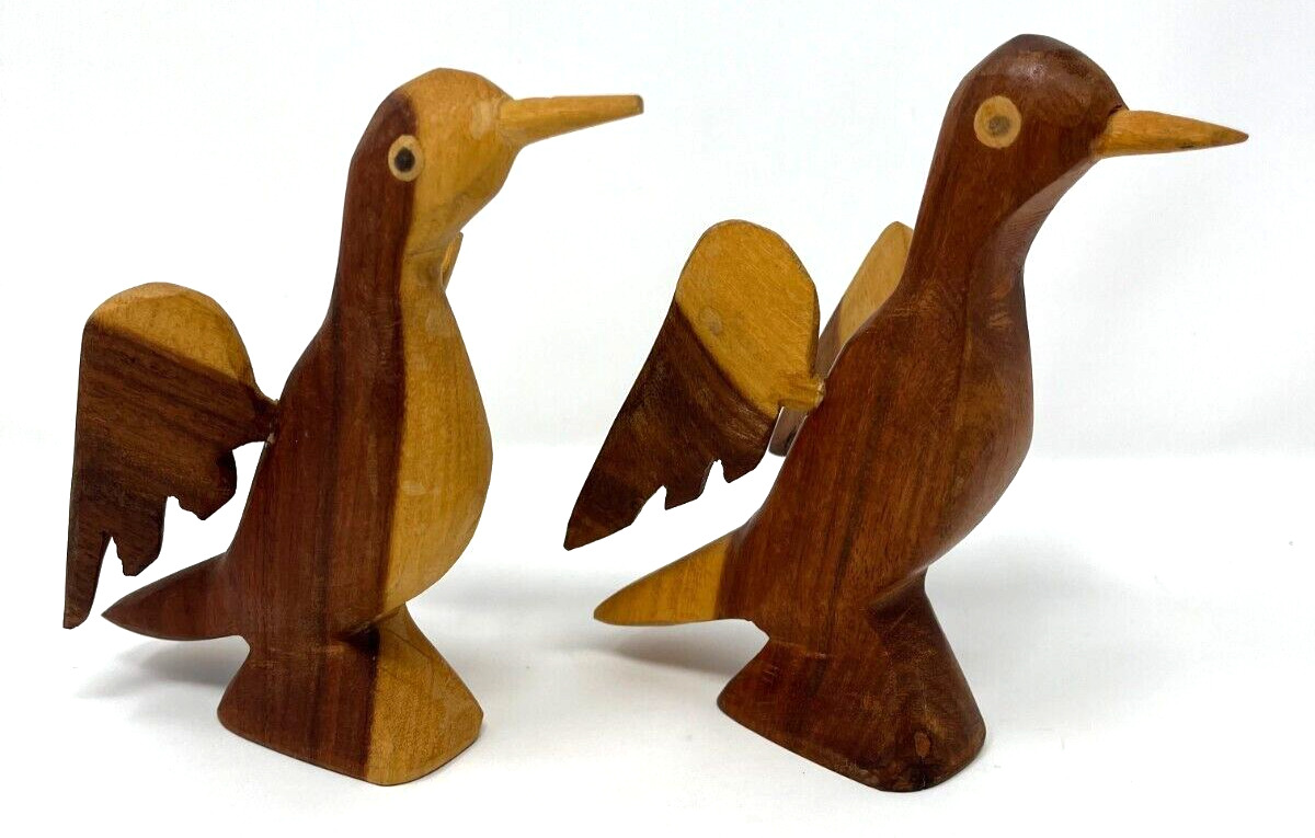 2 Vintage Hand Carved Wood Beaked Bird Statues, Nature, Animals, Flying