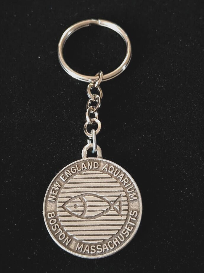 Vintage Pewter Keychain Keyring NEW ENGLAND Aquarium Boston Massachusetts