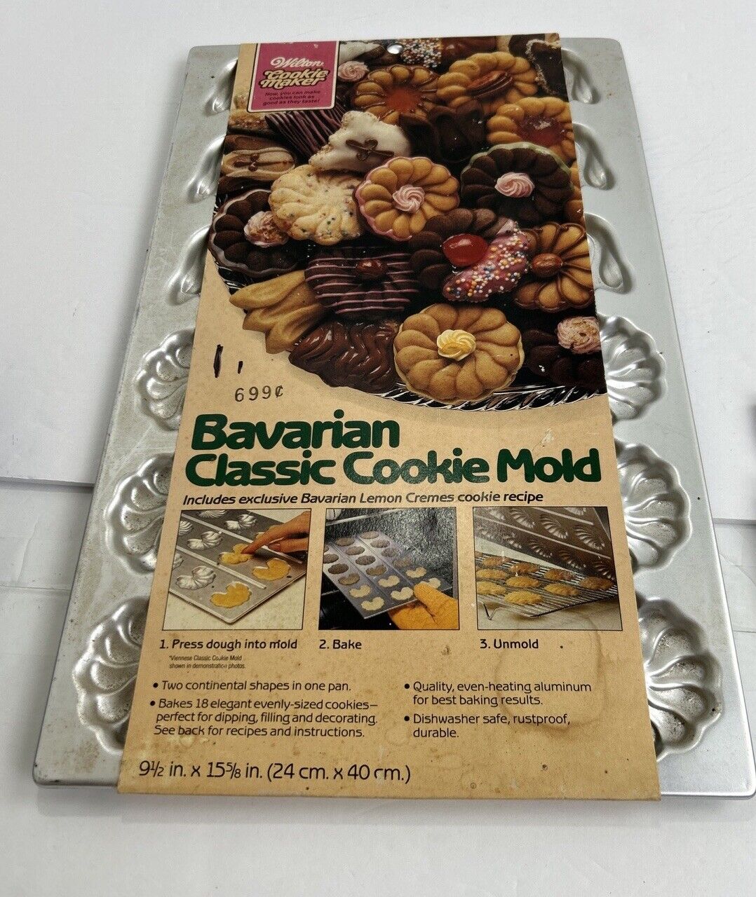 VINTAGE WILTON BAVARIAN CLASSIC COOKIE MOLD PAN AND RECIPE