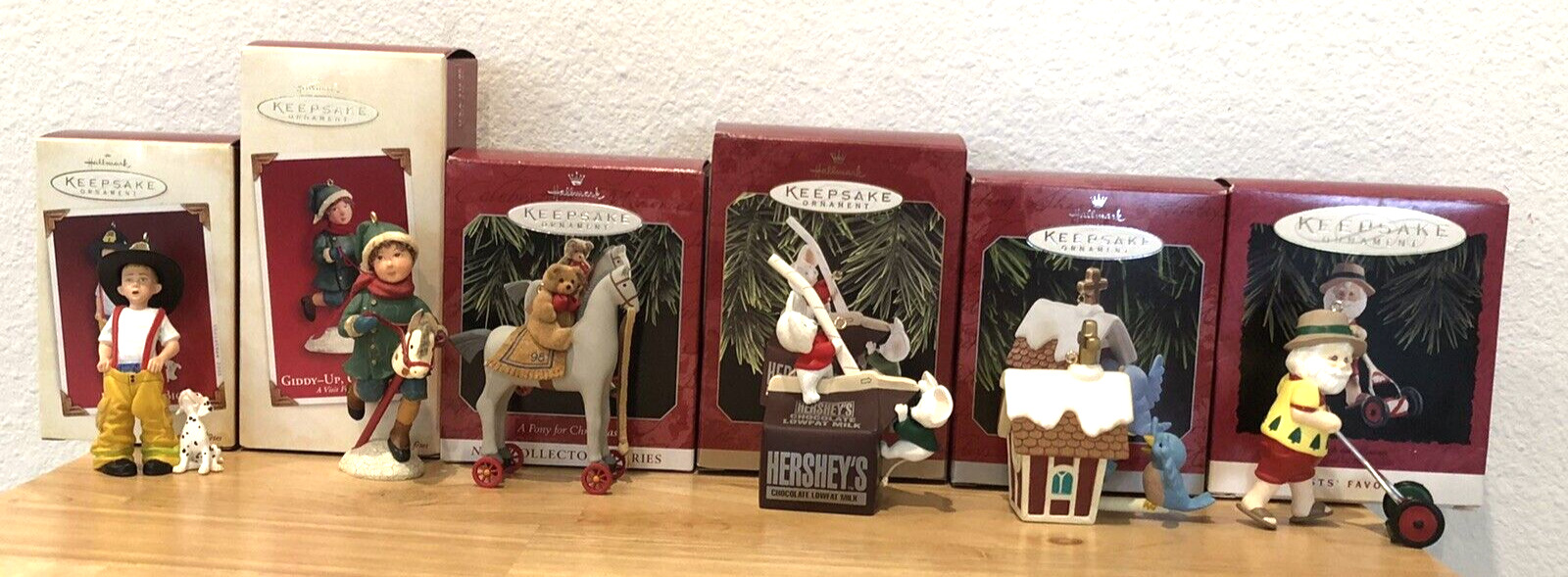 HALLMARK KEEPSAKE LOT OF 6 CHRISTMAS ORNAMENTS IN ORIGINAL BOXES
