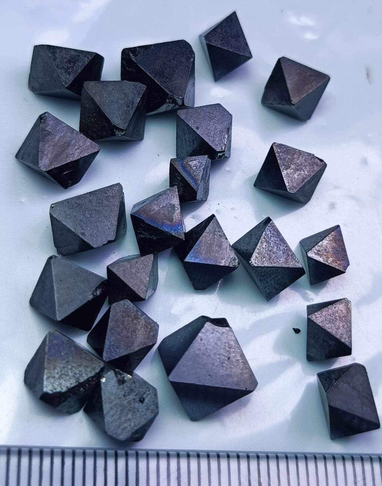 Octahedron Magnetite Crystals Lot With Full Termination Nice Formation#25g