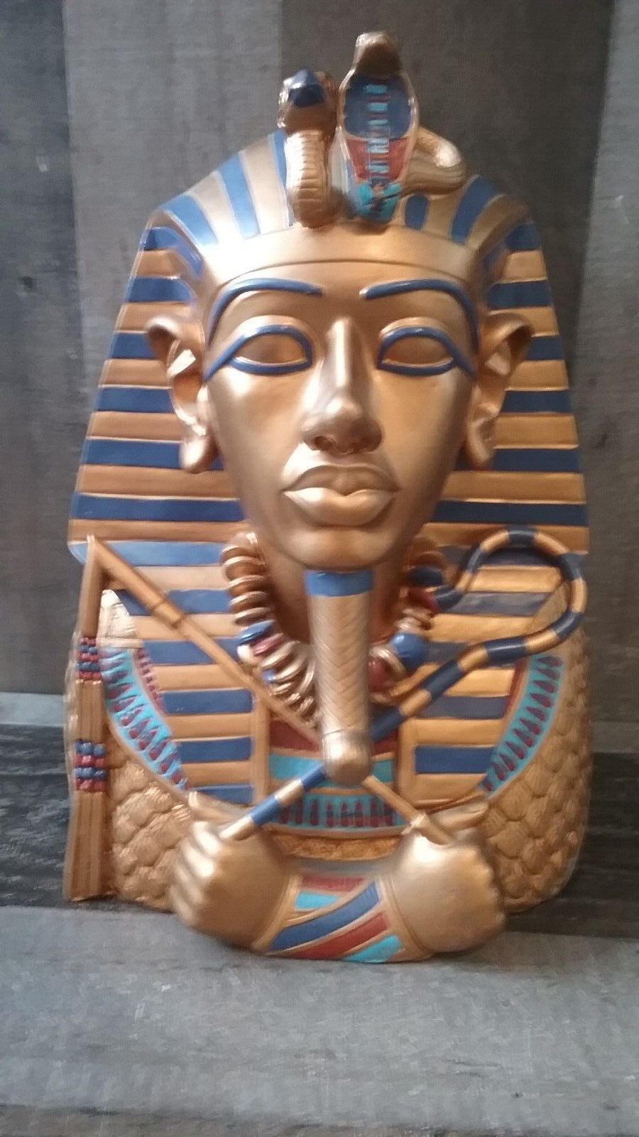 Vintage King Tut Head 12\'HX6\'W Egyptian  Resin Statue