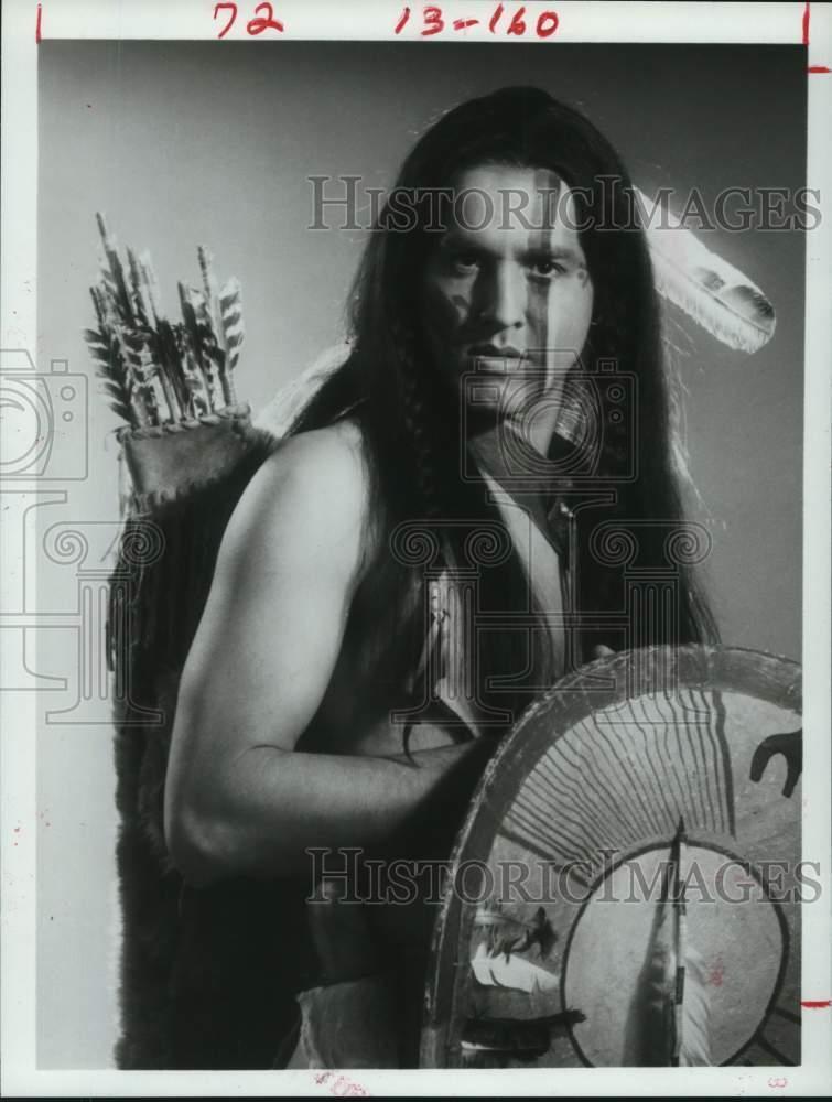 1984 Press Photo Actor Robert Beltran stars in The Mystic Warrior - hcp19270
