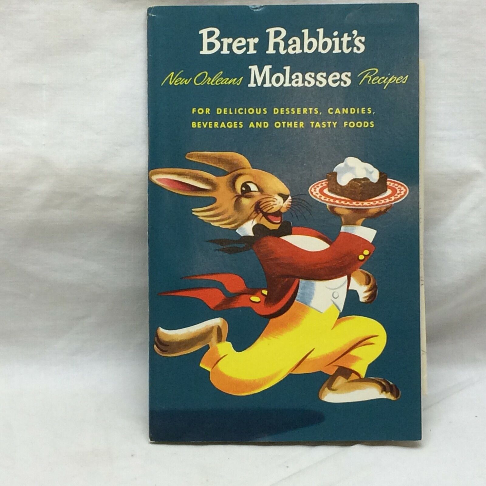 Vintage 1948 Brer Rabbit\'s New Orleans Molasses Recipes Artist Design Patterns