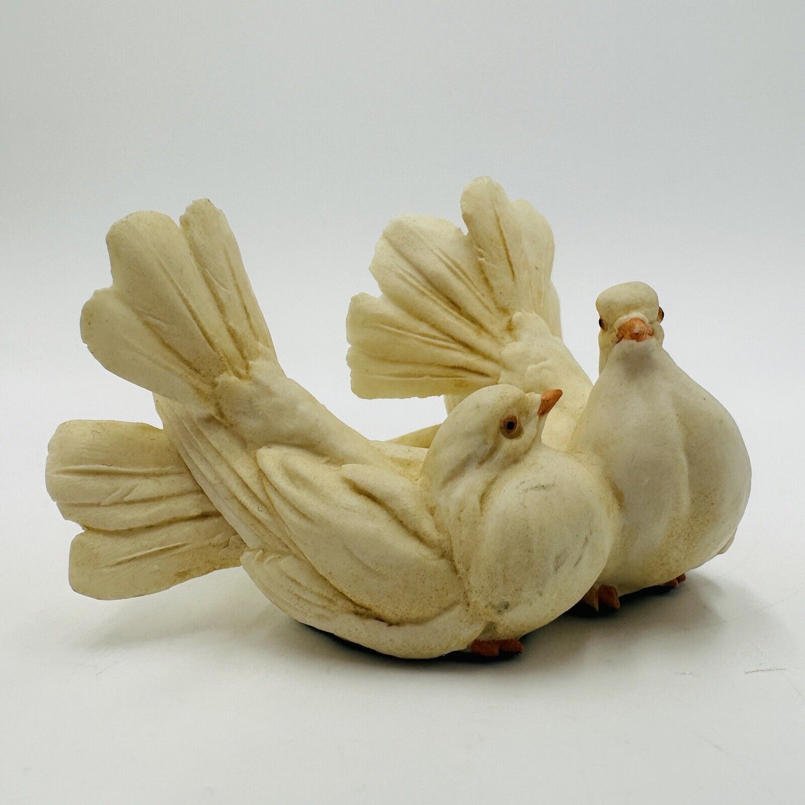 Tay Porcelain Italy Miniature Figurine Pigeons Doves Love 2.2in H X 3in Vintage