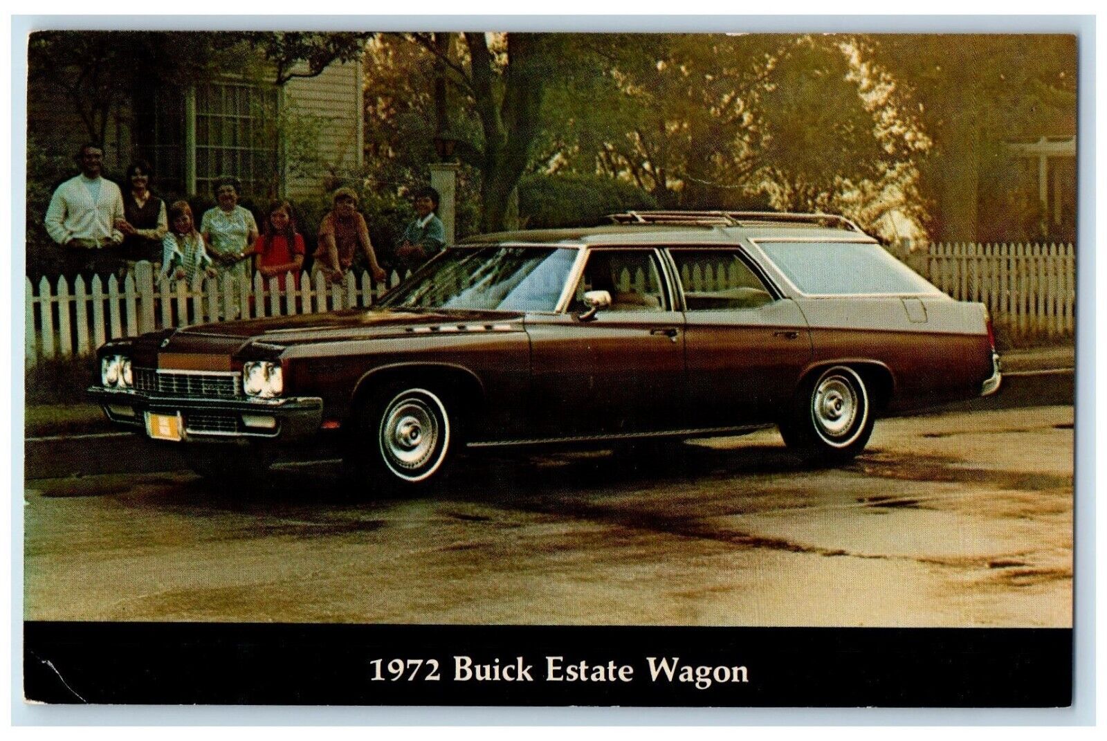 c1972 1972 Buick Estate Wagon Family Car Dick Voight Rochester New York Postcard