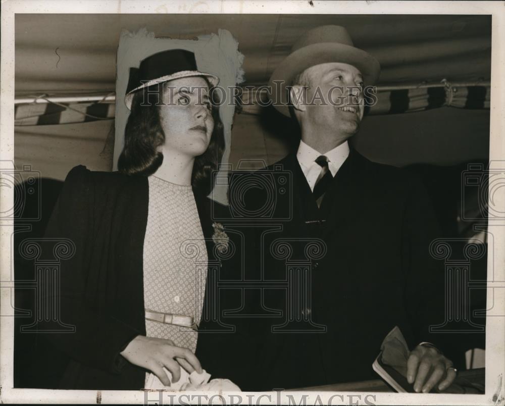 1939 Press Photo Hon. William c. Bullitt Ambassador to France with Daughter Anne
