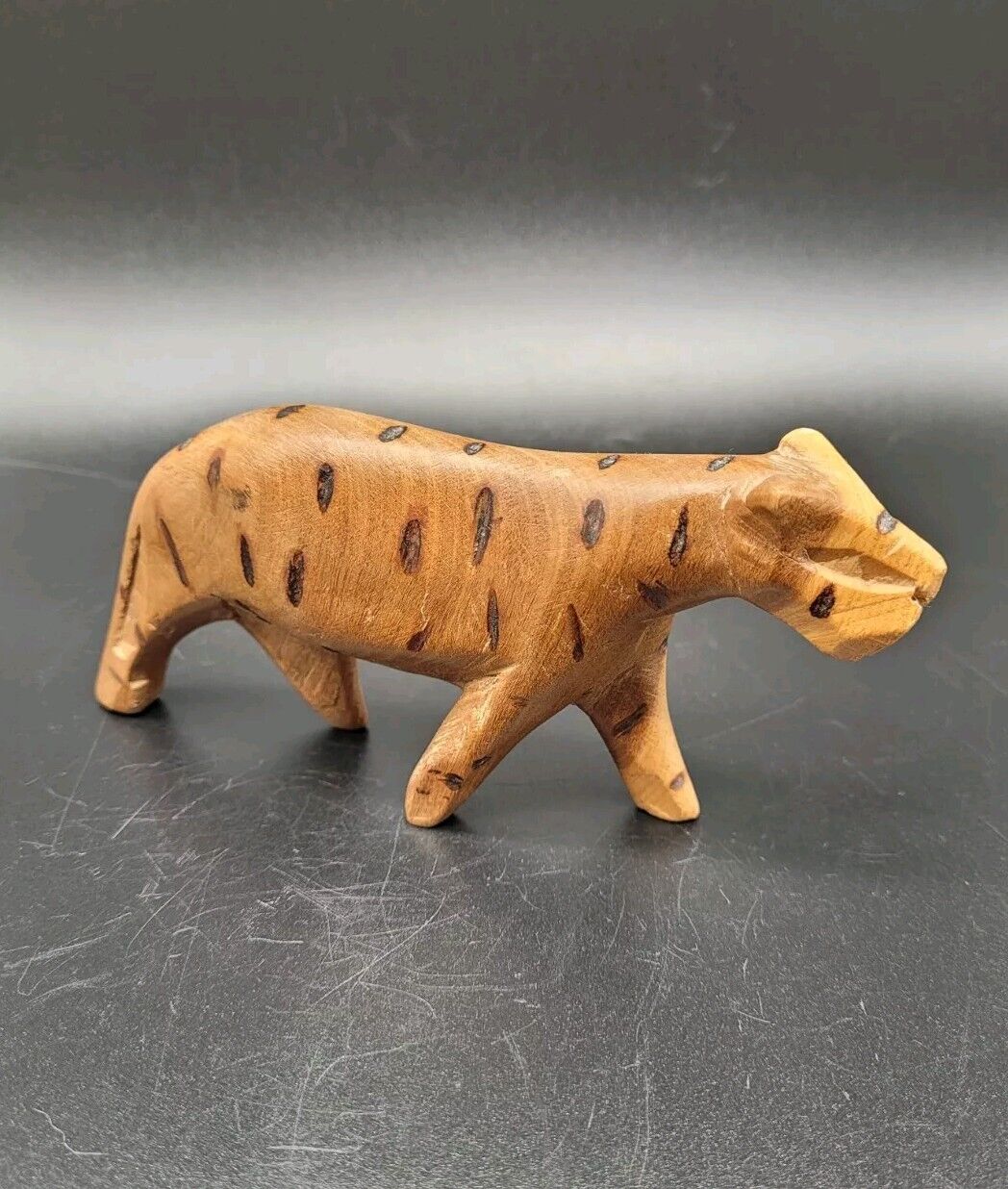 Vintage Hand Carved Wood Leopard Cheetah Tiger Figure African Art
