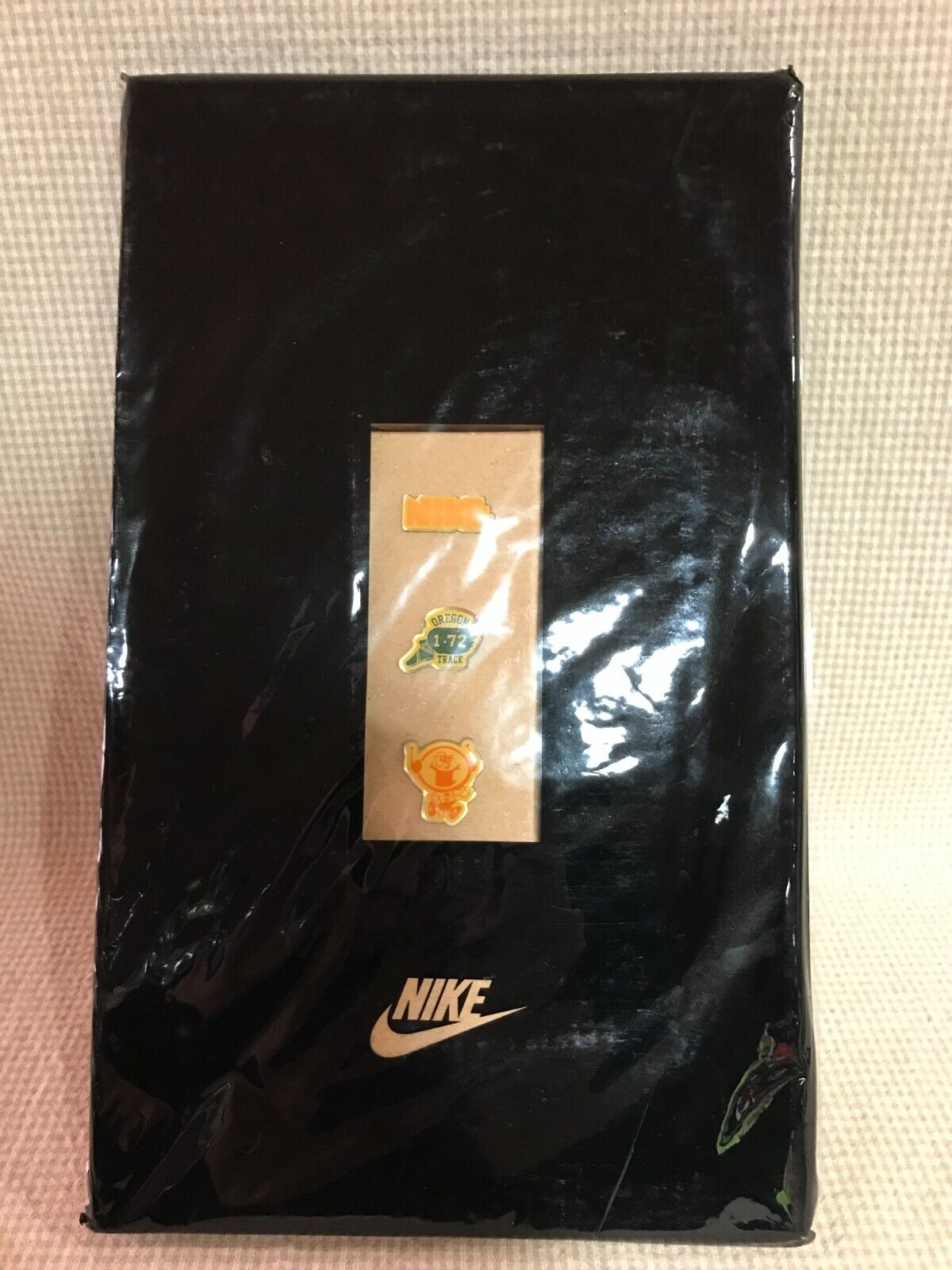 NIKE VINTAGE PIN 3PIEACES FROM JAPAN
