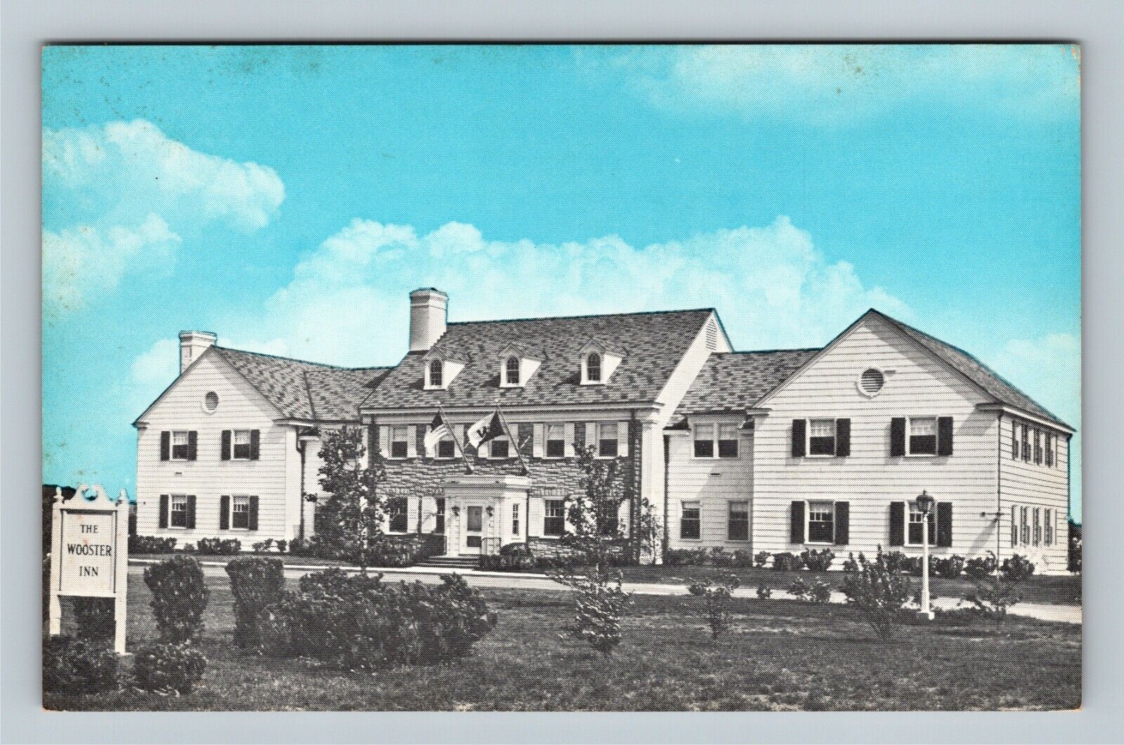 Wooster OH, The Wooster Inn, Ohio Vintage Postcard