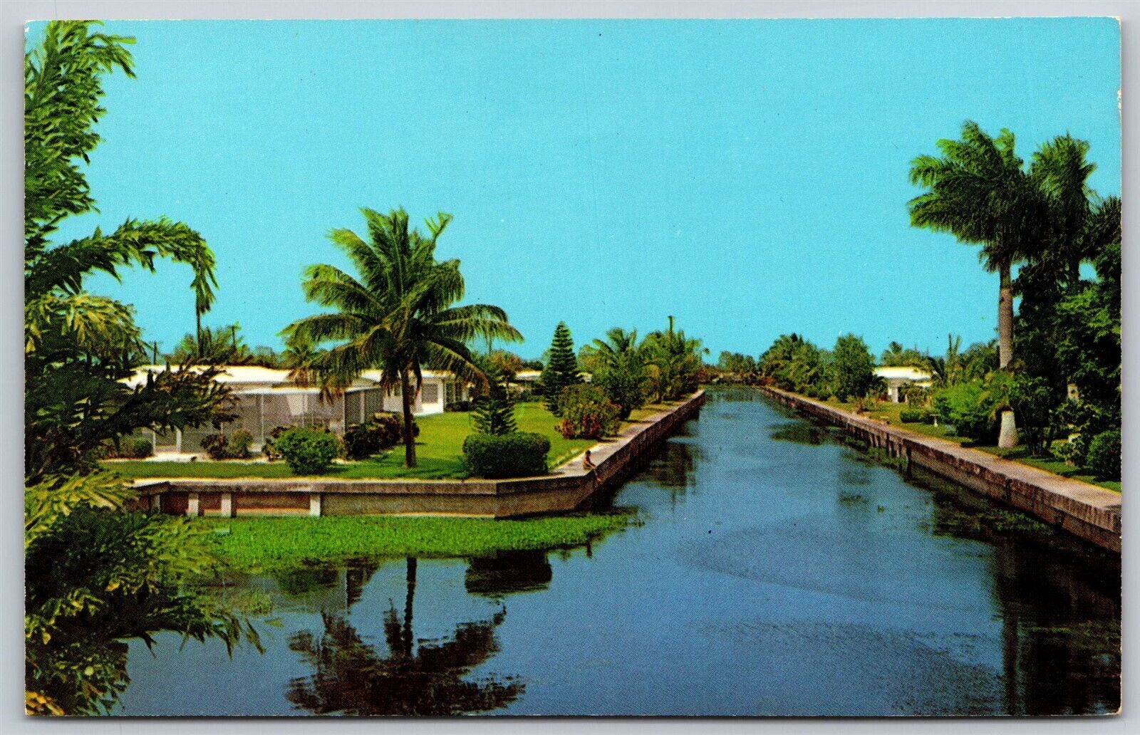 Postcard Residences along Waterway Margate Florida T184
