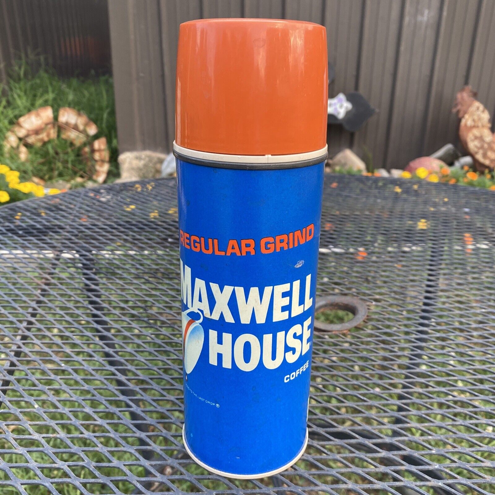 Vtg Good To The Last Drop Maxwell House Thermos 16 Ounce Size With Cup and Cap