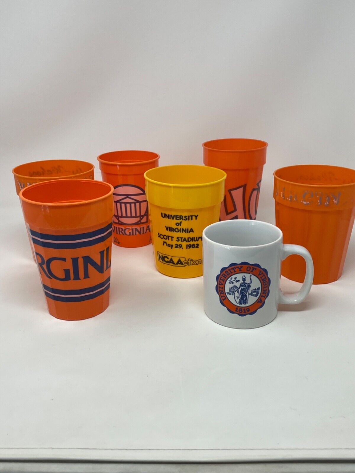 University Of Virginia Mug And Six Vintage Cups