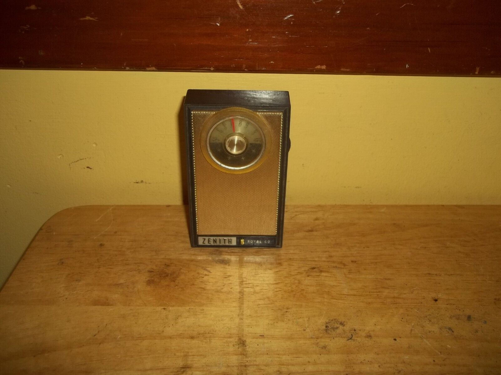 Vintage Zenith Royal 60 Transistor Radio,Works,Has Chip on Bottom