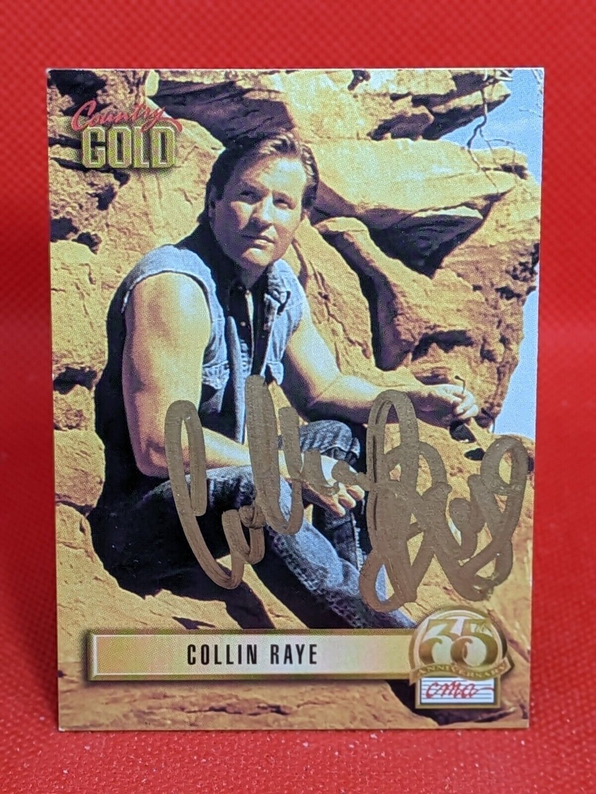 PERSONAL AUTOGRAPH signed on card: 1993 Sterling Country Gold #80 Collin Raye