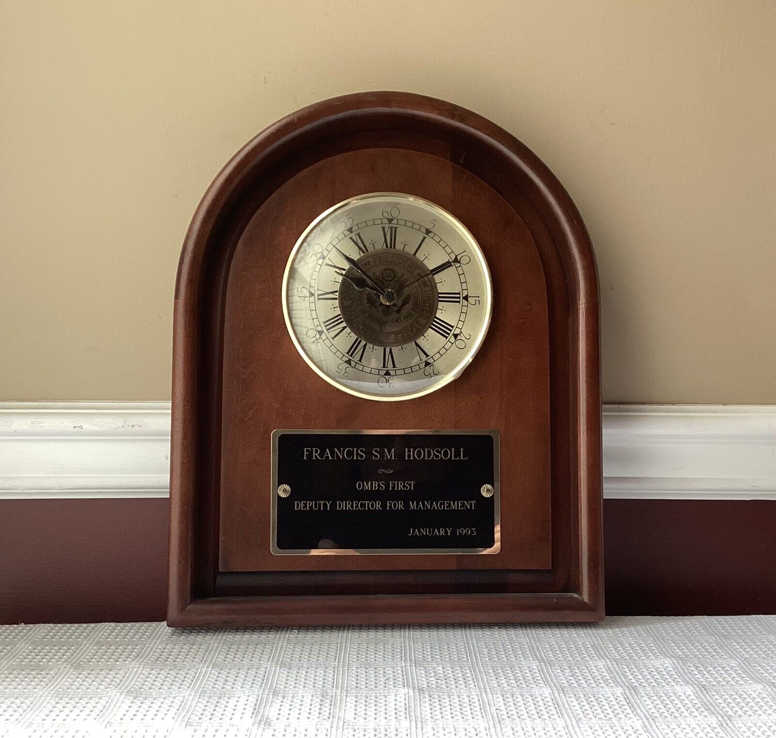 Executive Office Of The President Of The United States Emblem Clock Plaque Award