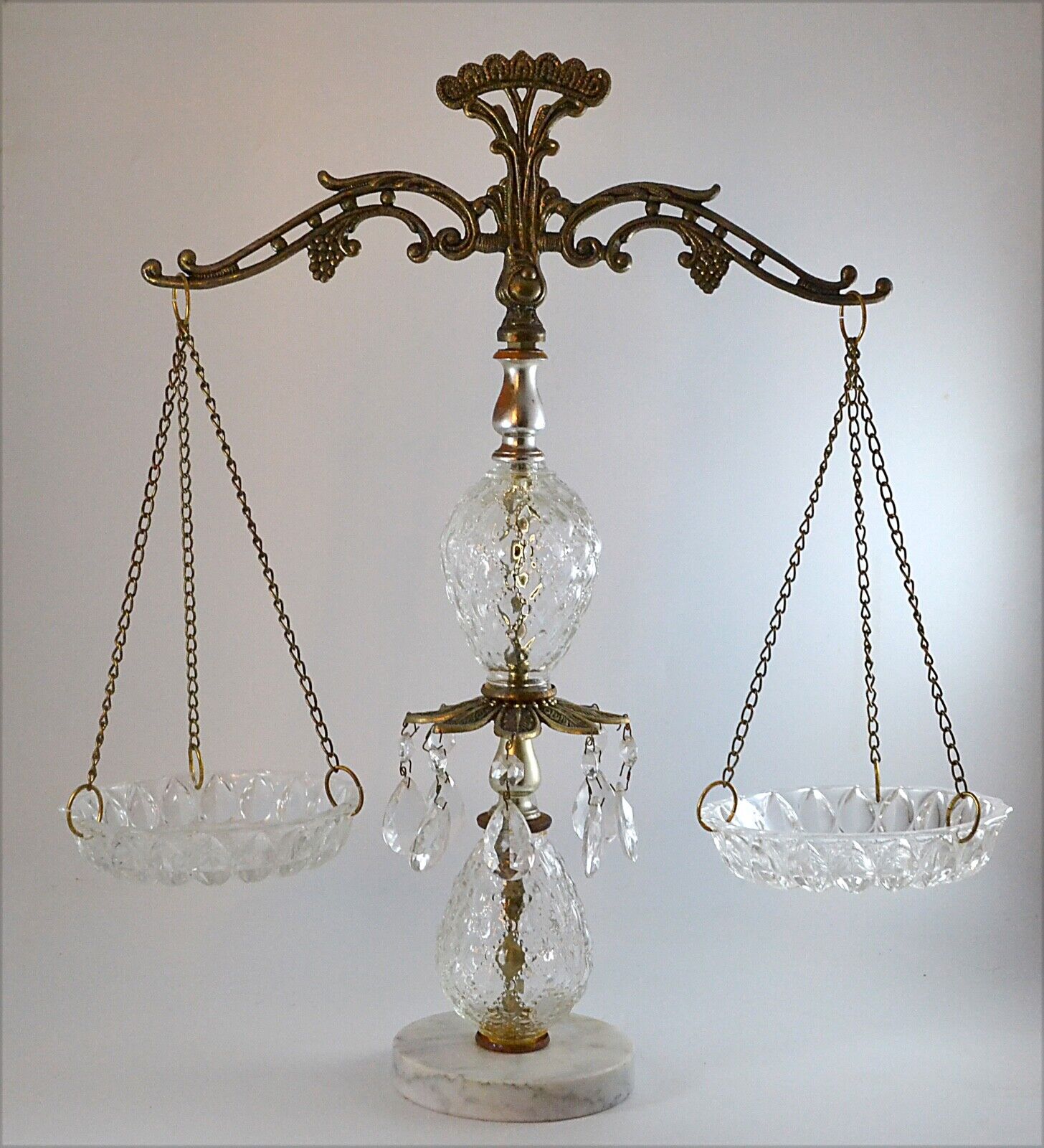 VTG 19” Italian Cato Ornate Brass Scales of Justice Glass, Metal & Marble Crysta