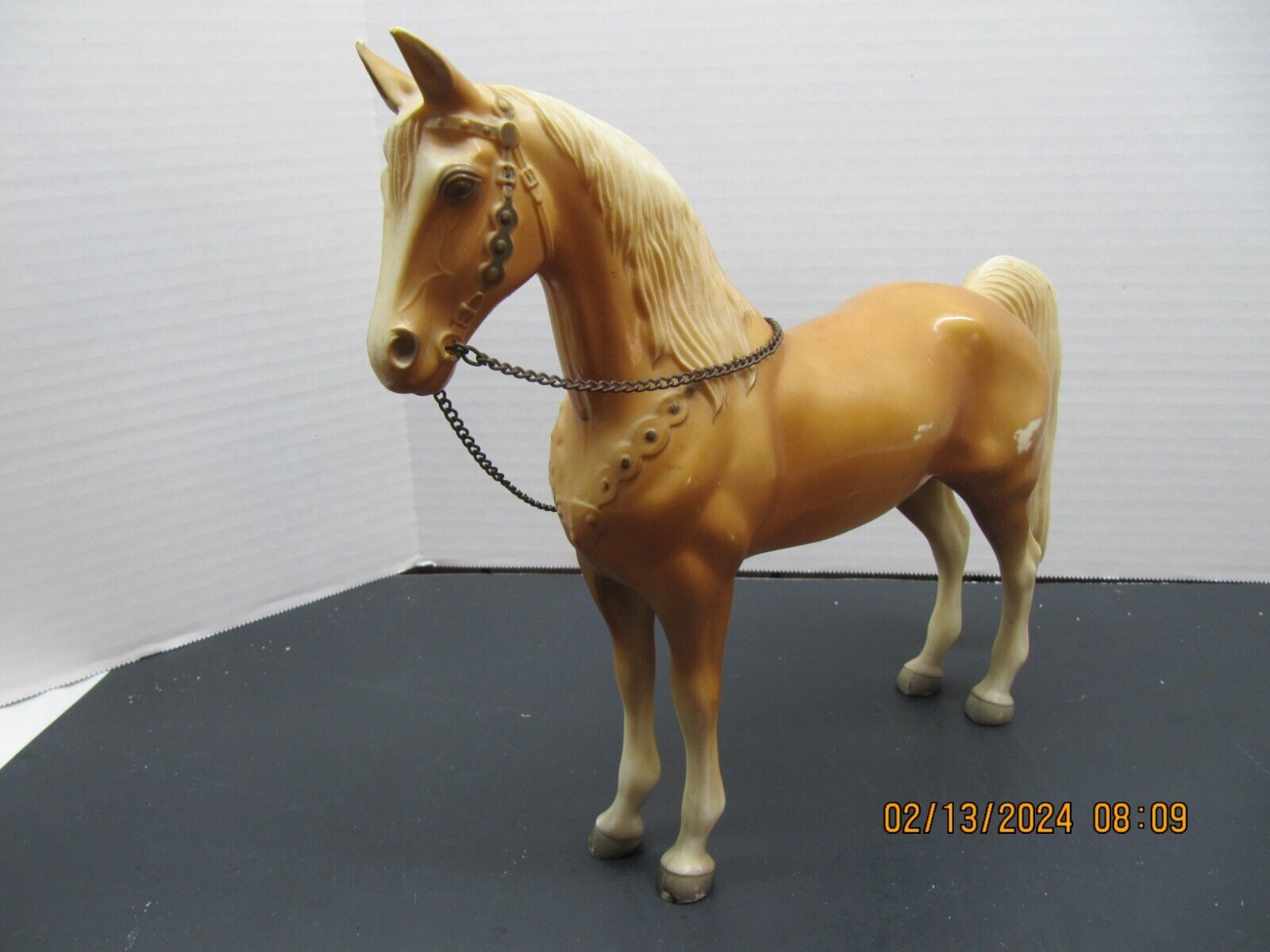 Vintage Breyer Horse Palomino Western Toy w/Chain Reins