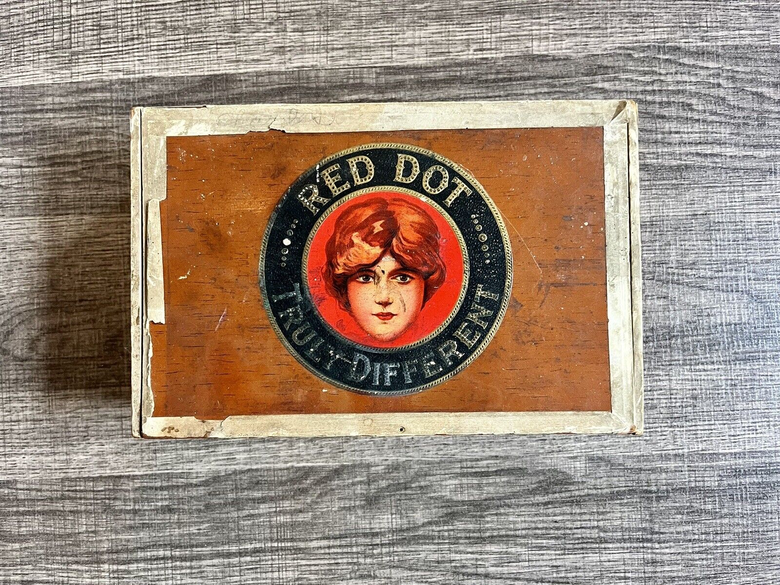 Vintage Red Dot Cigar Box Factory No. 122 District 50