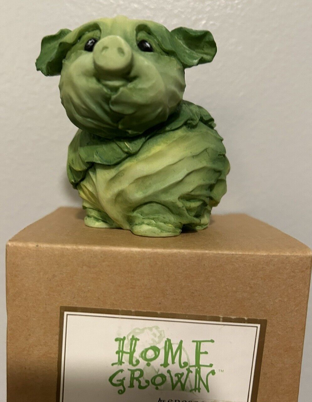 2008 Enesco Home Grown Cabbage Piglet Figurine #4012371 Brand New In Box