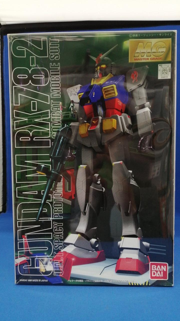 Bandai 1/100 Mg Rx-78-2 Gundam