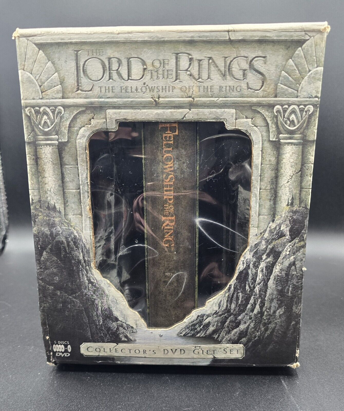 Lord Of The Rings Fellowship Of The Ring Collector\'s 5 DVD Gift Set w/Bookends