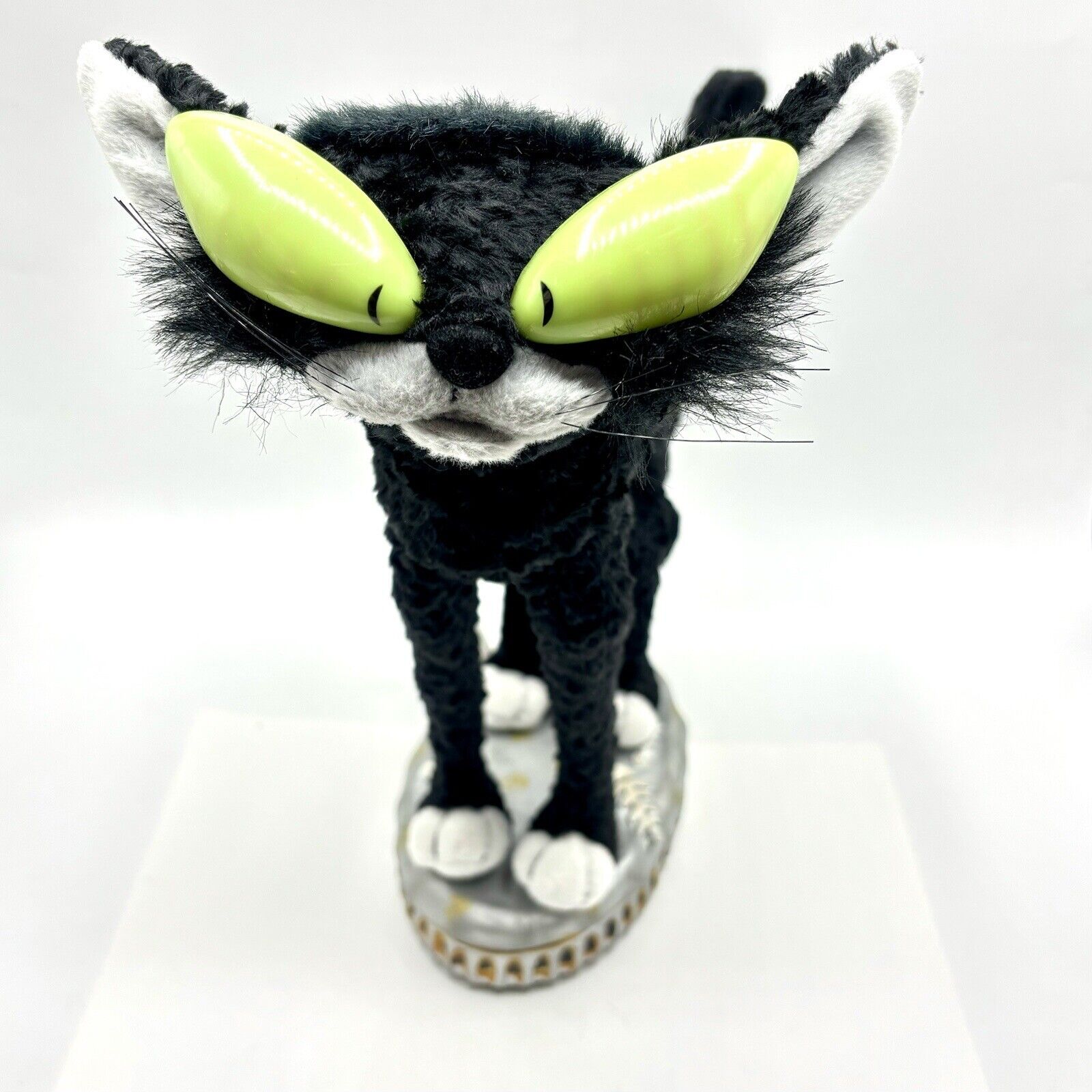 Vintage Gemmy Animated Black Cat Halloween Alley Cat Sings & Eyes Light-Up