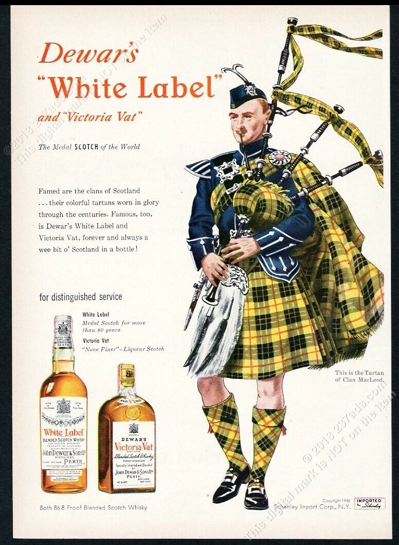 1948 Clan MacLeod tartan bagpipes piper Dewar\'s Scotch whisky vintage print ad