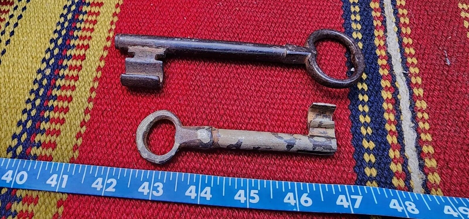 Vintage Huge Cast Iron Keys Medieval Gothic Dungeon Castle Long In Case