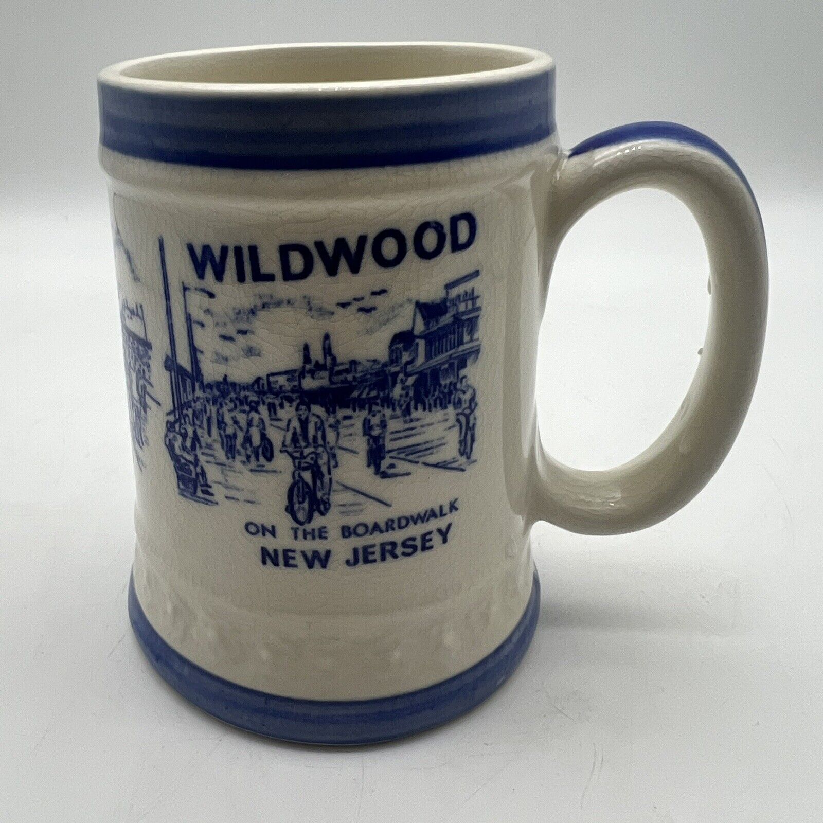 Vintage Wildwood New Jersey NJ 4” Mug Blue And White Beach Scenes Boardwalk
