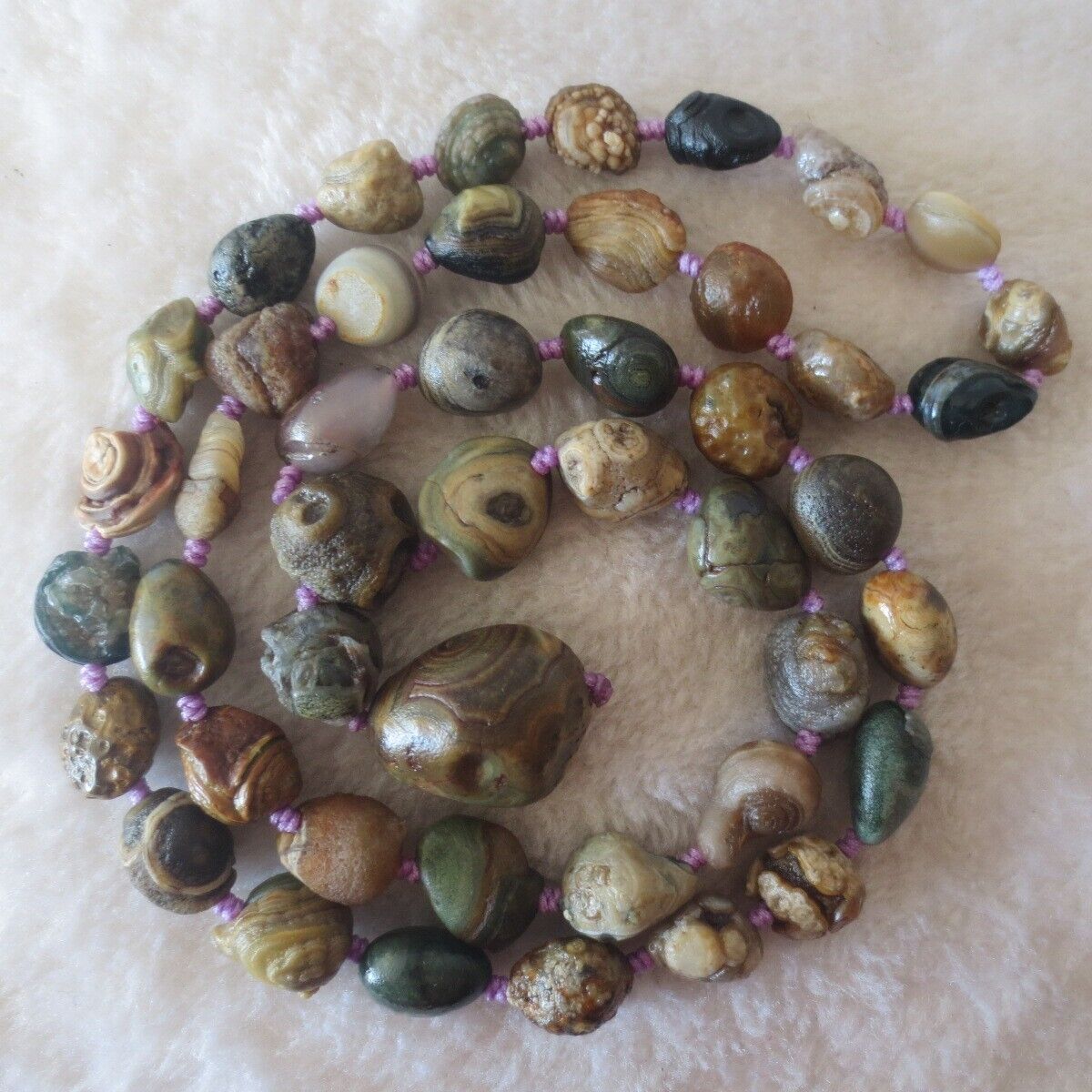 N425  115g Natural Gobi  Eyes   Agate Bracelet Beads Necklace Pendant Minerals
