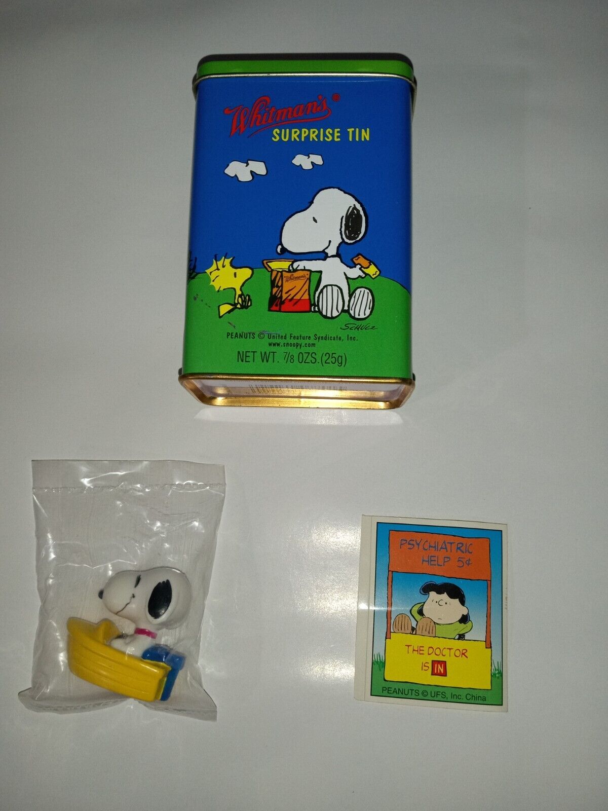 Vintage Whitman\'s Surprise Tin w/Snoopy Toy & Sticker Peanuts 1997