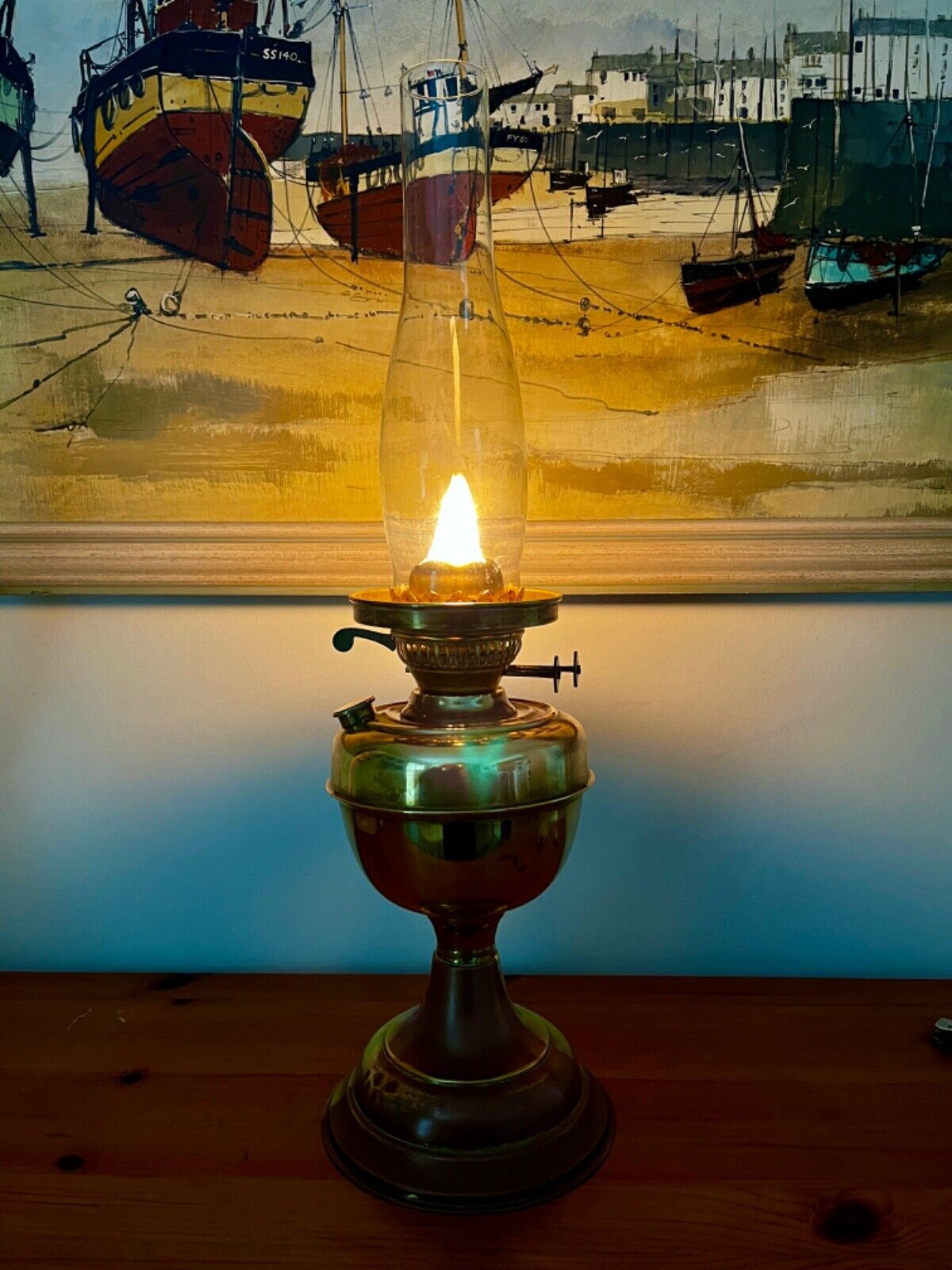 Old Brass Veritas Victorian Style Dual Burner Oil Lamp c/w Chimney