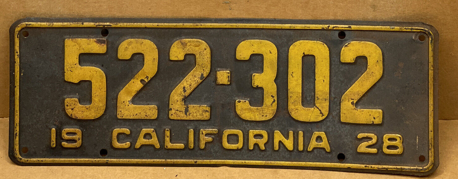 RARE 1928  (-CALIFORNIA)   ( 522-302 )    LICENSE PLATE- VINTAGE
