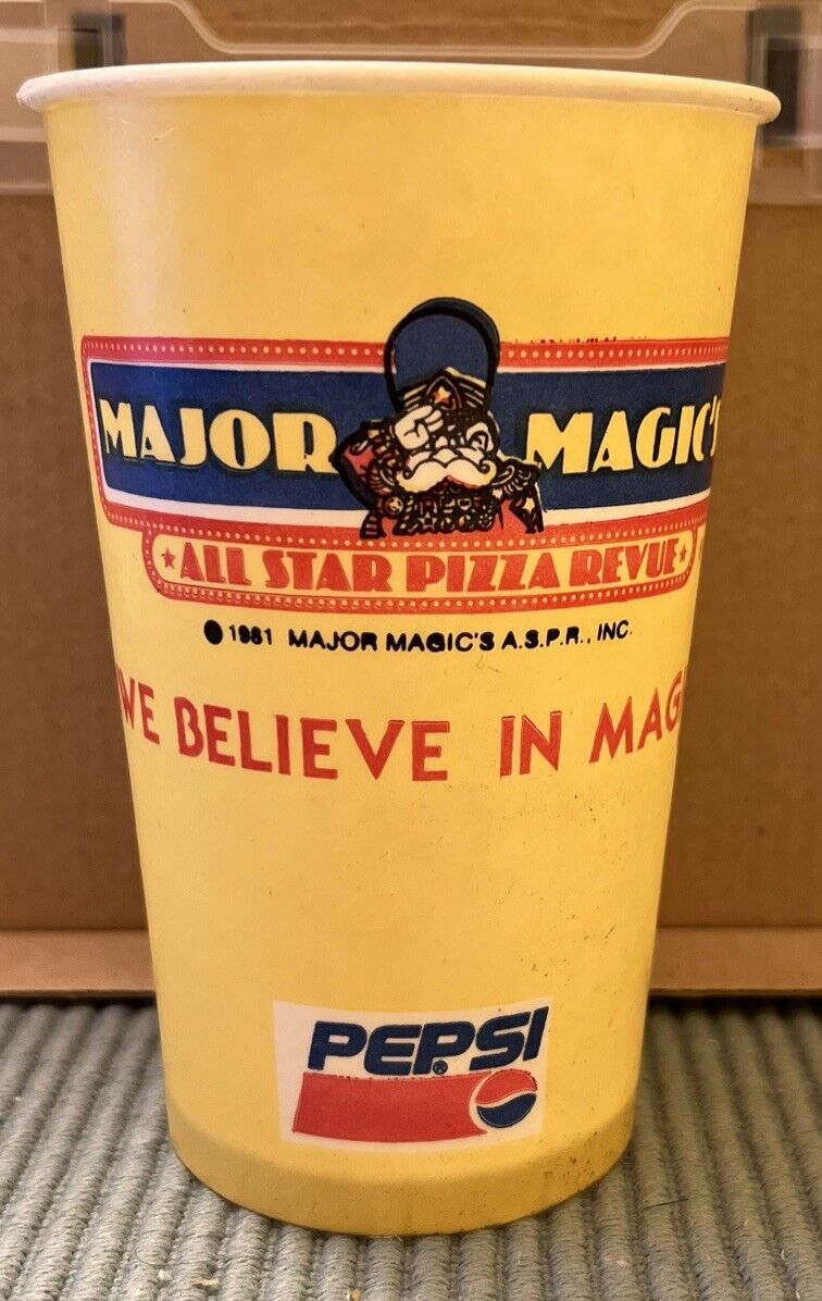1981 Major Magic\'s All Star Pizza Revue Vintage Restaurant Yellow Pepsi Cup RARE