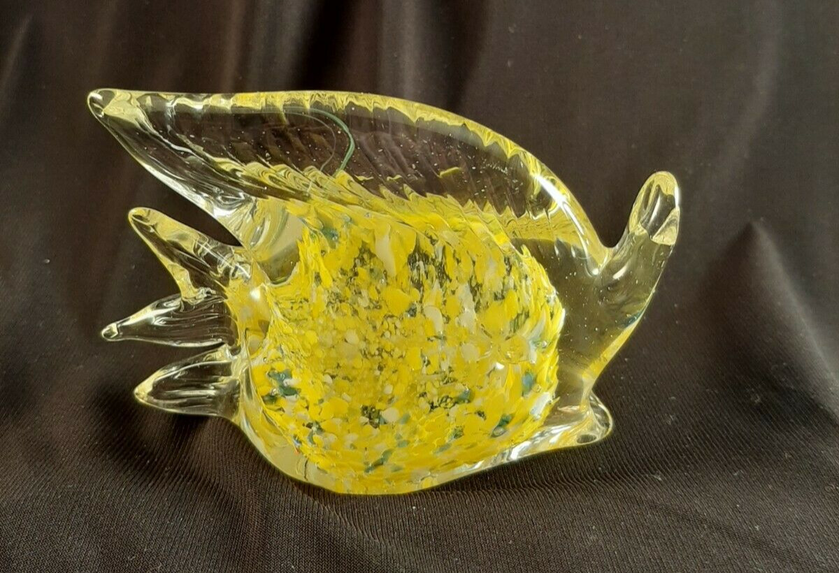 Art Glass Yellow and Blue Spotted Fish  3\