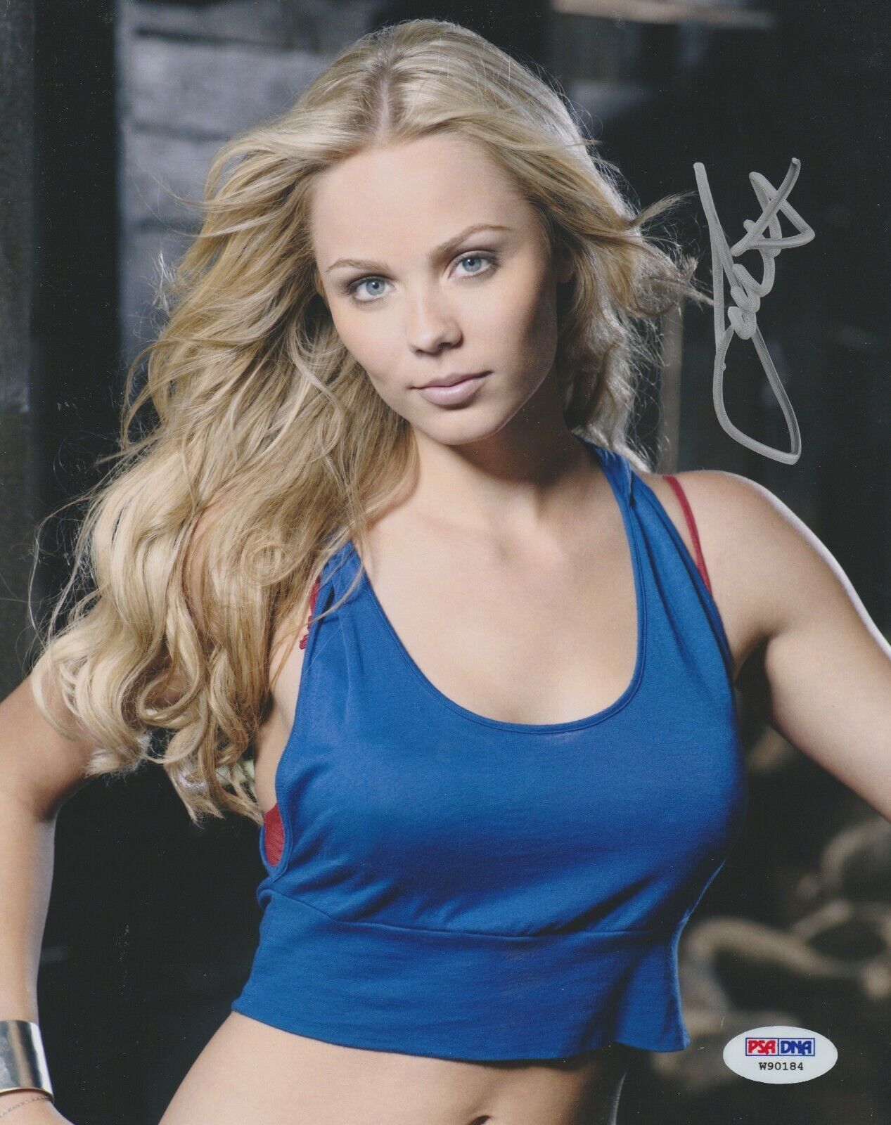 Laura Vandervoort Signed 8x10 Photo PSA DNA Smallville Bitten Jigsaw
