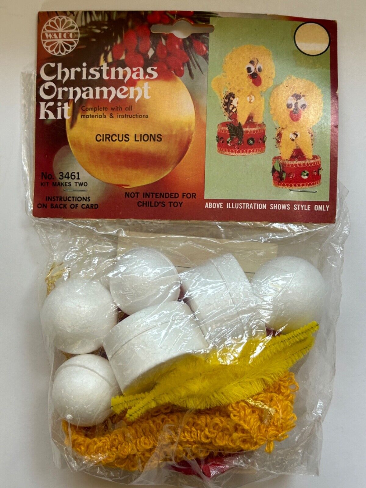 Vintage Walco Christmas Ornament Kit, 1977, Circus Lions, Pre-Owned