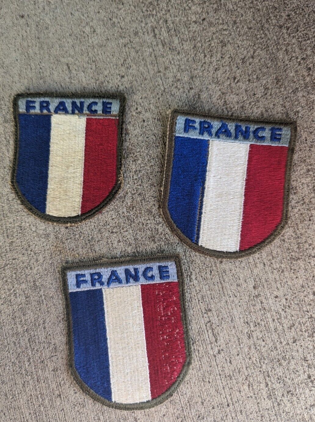Original EMBROIDERED WW2 U.S. TRAINED FREE FRENCH FORCES Shoulder PATCHES EF
