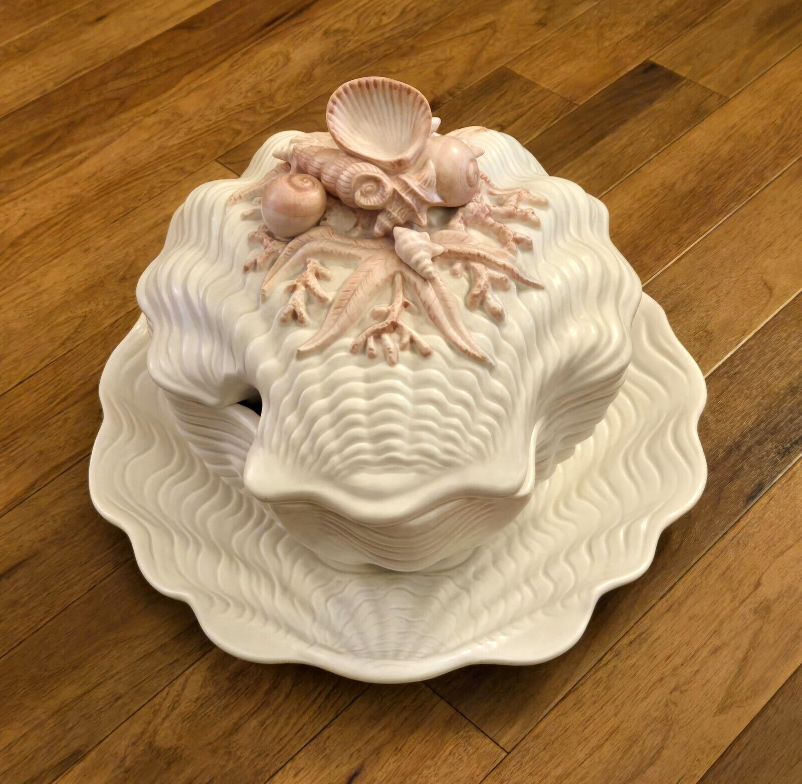 Vintage Fitz and Floyd Coquille Tureen & Underplate White Pink Crustacean Shell
