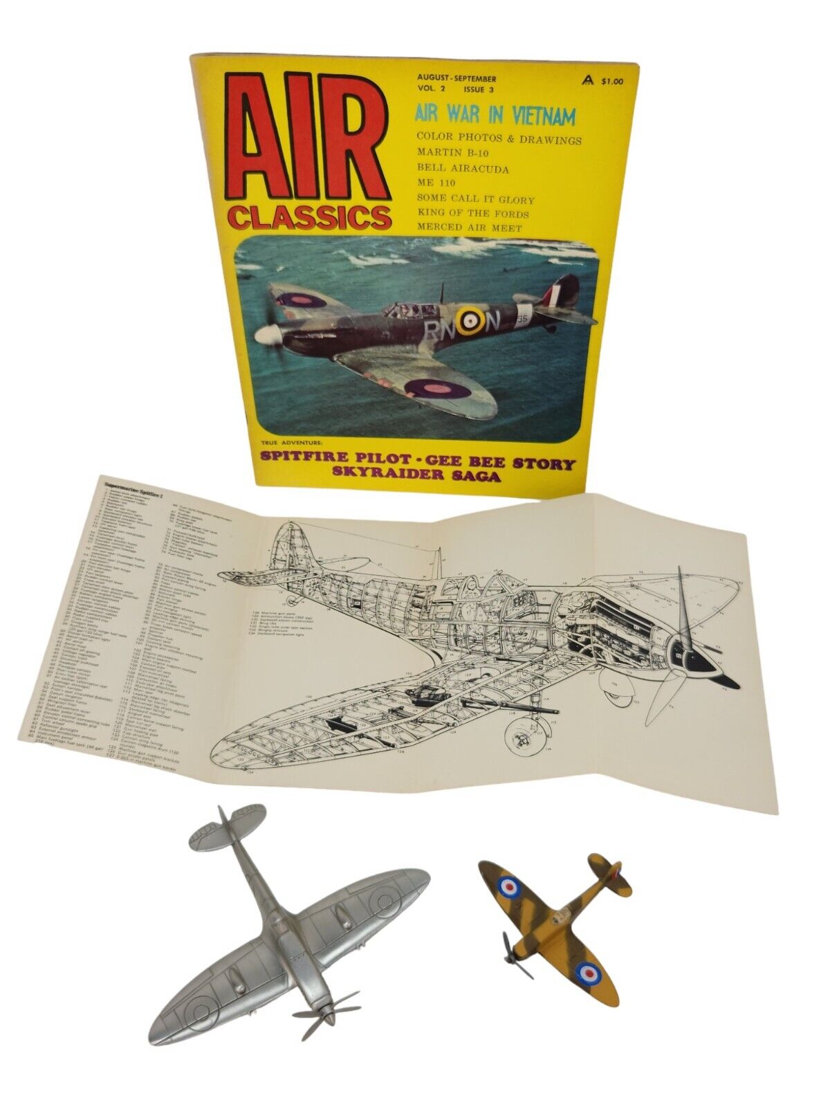 Vintage Supermarine Spitfire Collector's Lot Magazine, 2 Models, Info Card READ