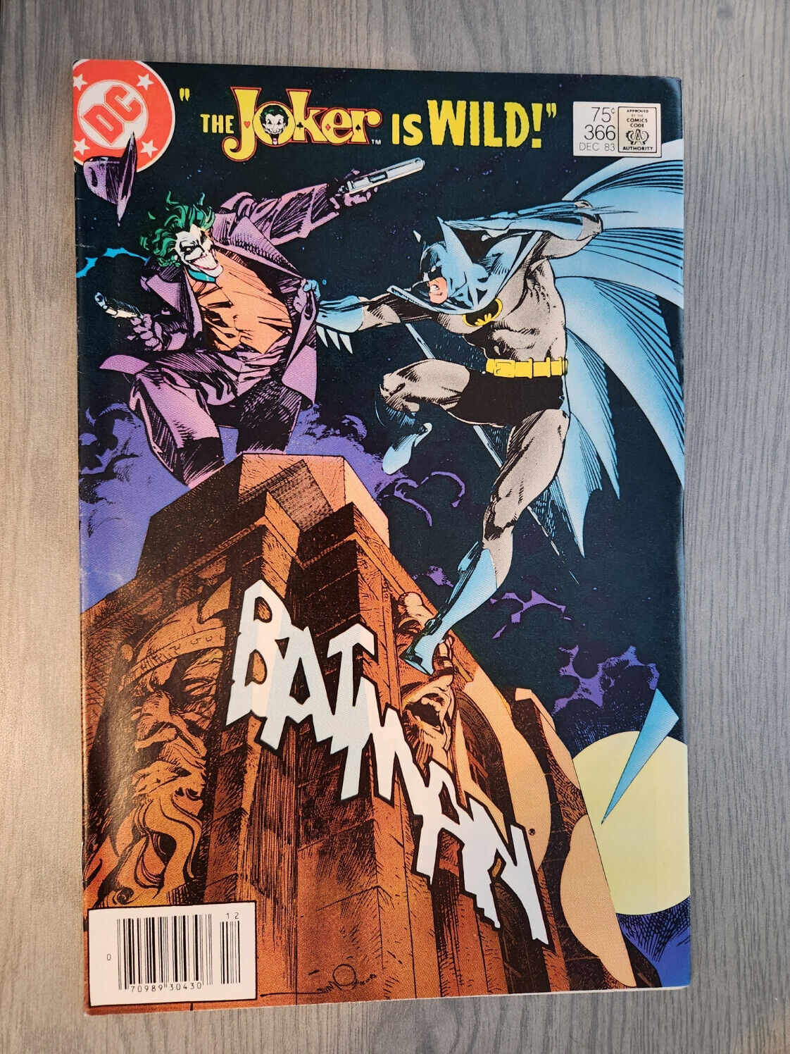 Batman 366 1st Jason Todd In Costume Simonson Cover Nice Copy Joker Cover