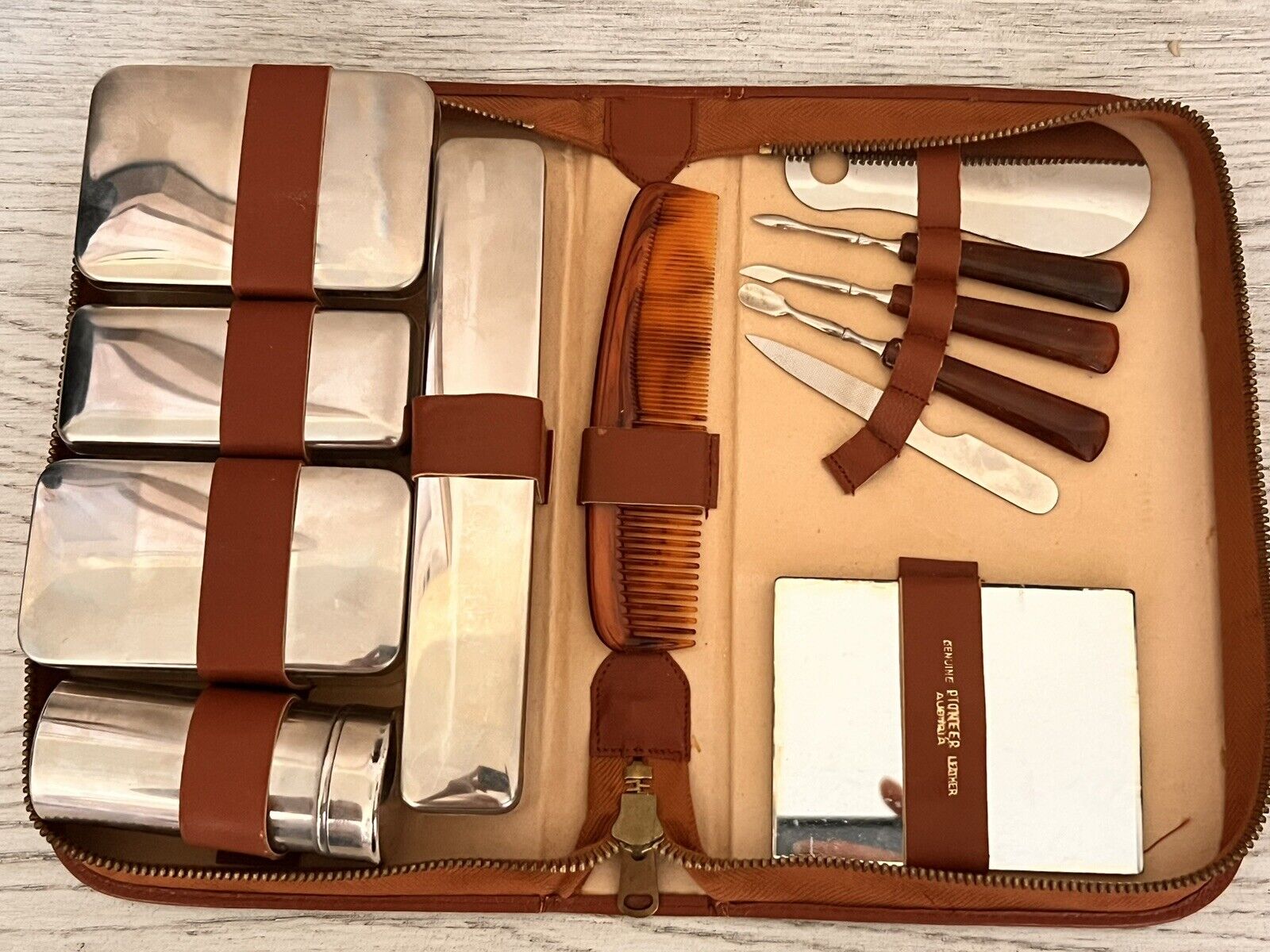 Vtg Travel Grooming Kit Pioneer Leather Case 12 Pieces Made In Australia