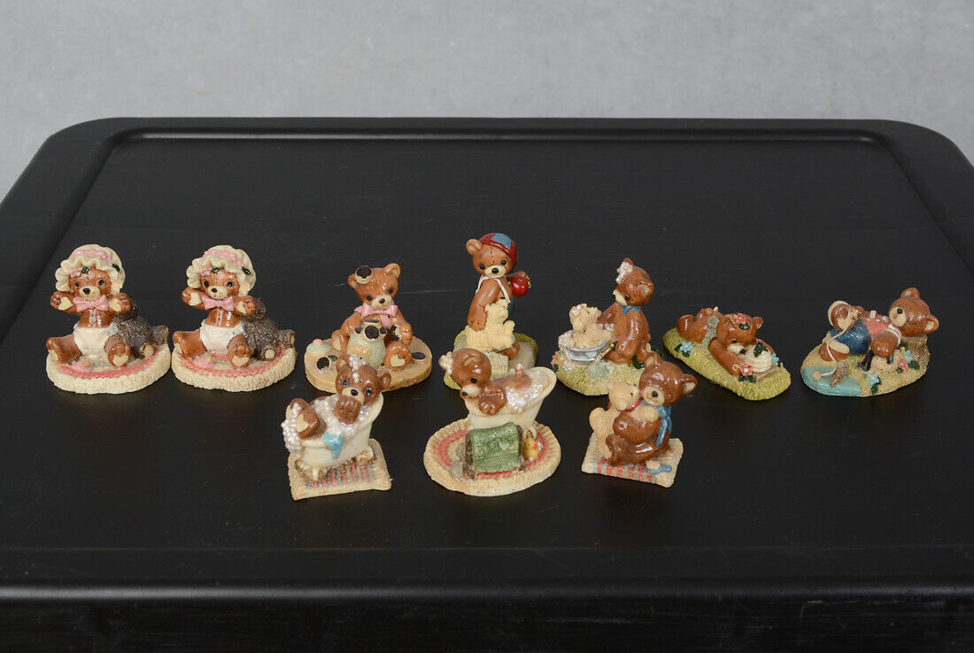 LOT of 9 VINTAGE 1990 PenniBears Unigted Design Miniature Collectable Figurines