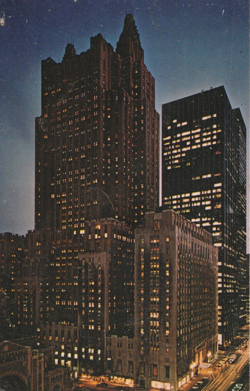 Vintage Postcard The Waldorf-Astoria Hotel New York City, New York