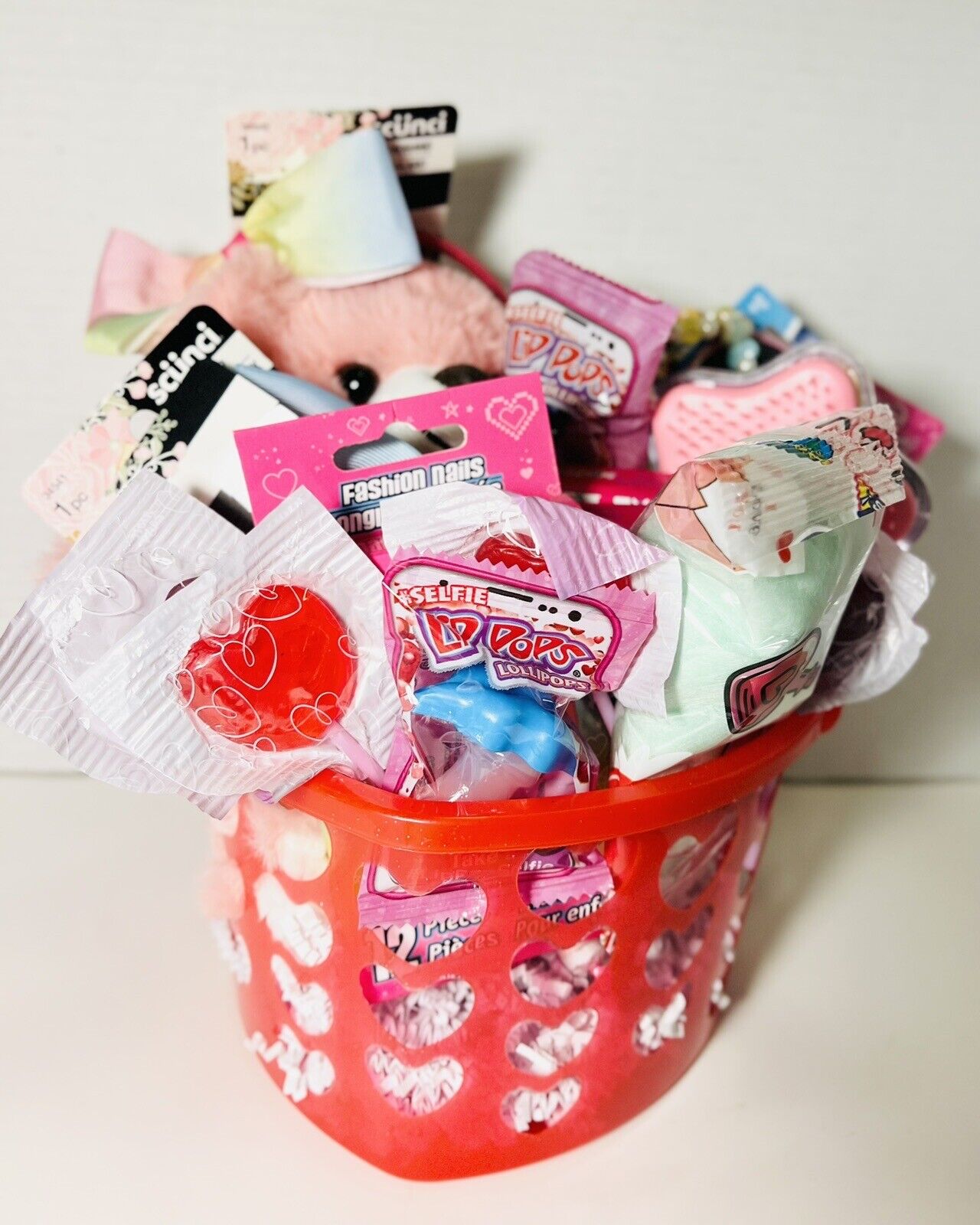 Valentine Day Young Girls Gift Baskets
