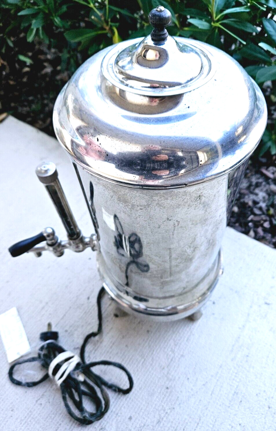 Vintage Silver Large Commercial Edison Coffee Pot brings a touch of nostalgia