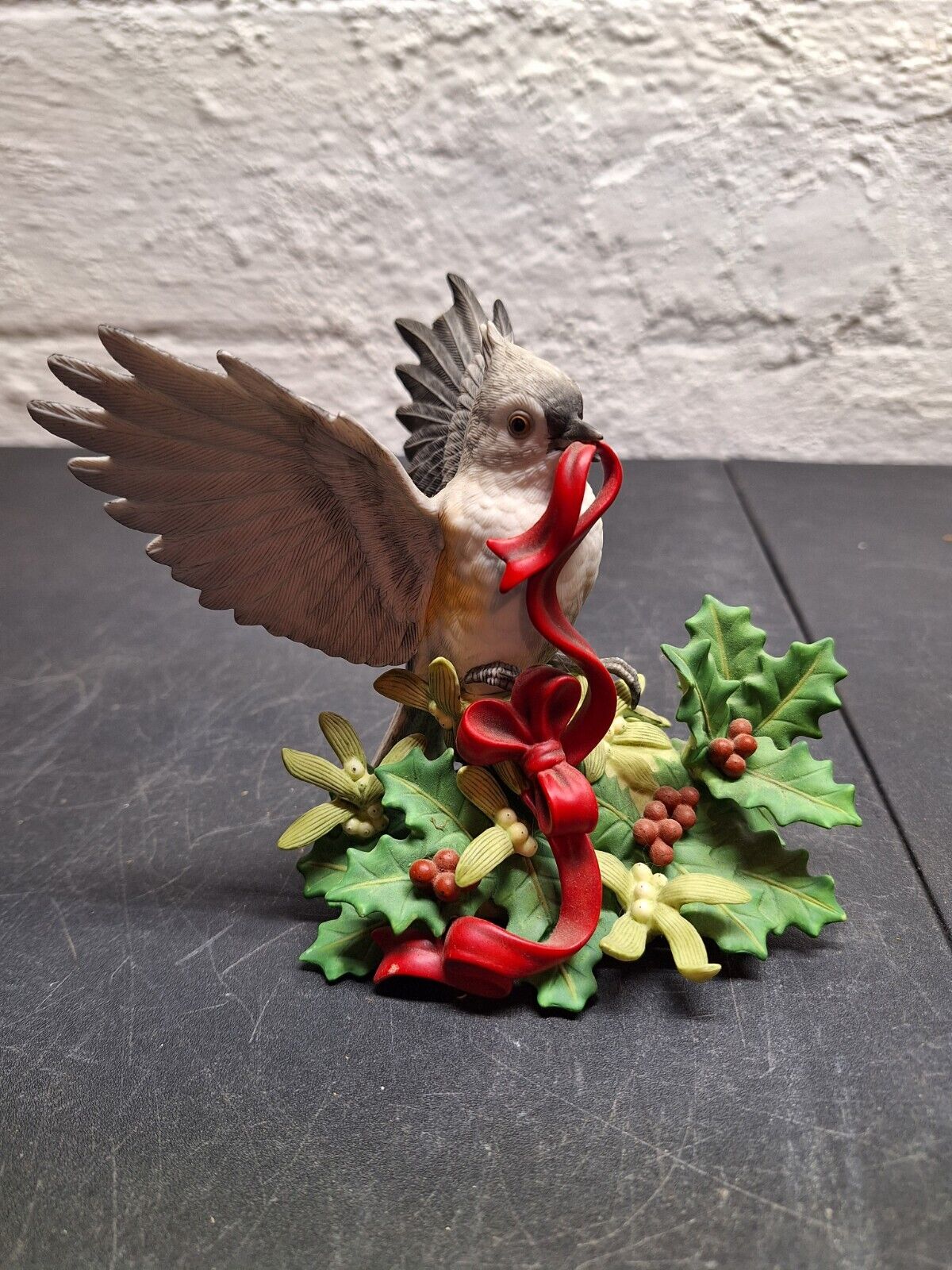 Lenox Christmas Tufted Titmouse Bird Figurine Limited Edition READ DESCRIPTION 