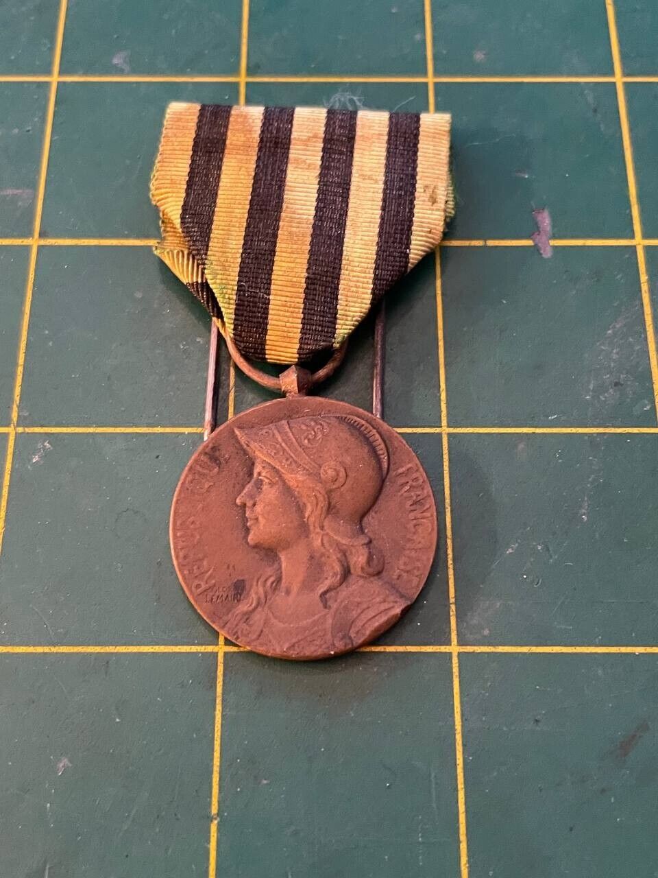 1870-71 FRANCO-PRUSSIAN WAR French Service Medal on Old Ribbon 04-404